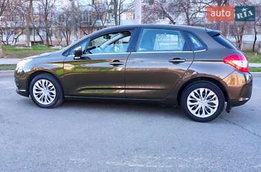Хэтчбек Citroen C4 2012 в 