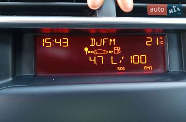 Хэтчбек Citroen C4 2012 в 