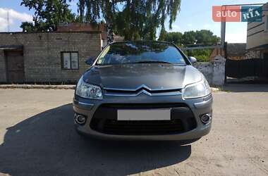 Хэтчбек Citroen C4 2008 в 