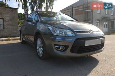 Хэтчбек Citroen C4 2008 в 