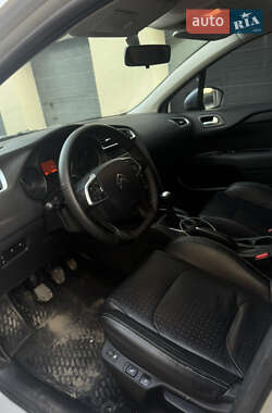 Хетчбек Citroen C4 2012 в 