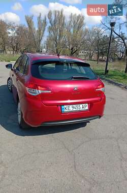 Хэтчбек Citroen C4 2013 в 