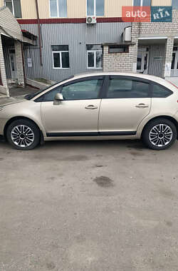 Хэтчбек Citroen C4 2007 в 