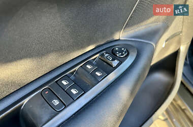 Хетчбек Citroen C4 2013 в 