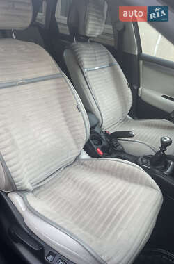 Хэтчбек Citroen C4 2012 в 