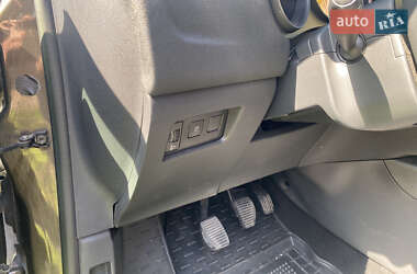 Хэтчбек Citroen C4 2014 в 