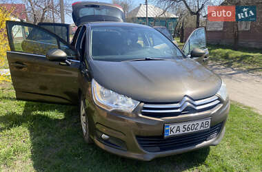 Хэтчбек Citroen C4 2014 в 