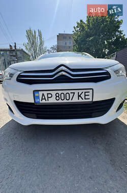 Хэтчбек Citroen C4 2011 в 