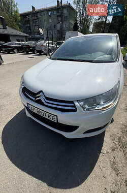 Хэтчбек Citroen C4 2011 в 