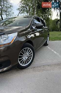 Хэтчбек Citroen C4 2014 в 
