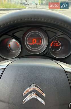 Хэтчбек Citroen C4 2014 в 