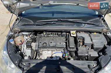 Хетчбек Citroen C4 2011 в 