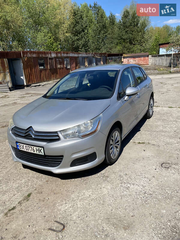 Хетчбек Citroen C4 2011 в 
