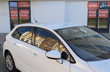 Хэтчбек Citroen C4 2012 в 
