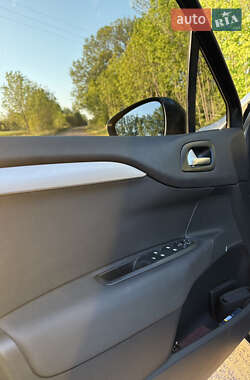 Хетчбек Citroen C4 2013 в 
