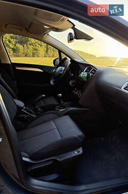 Хетчбек Citroen C4 2013 в 