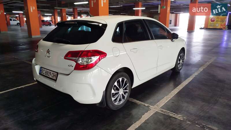 Седан Citroen C4 2012 в Львові
