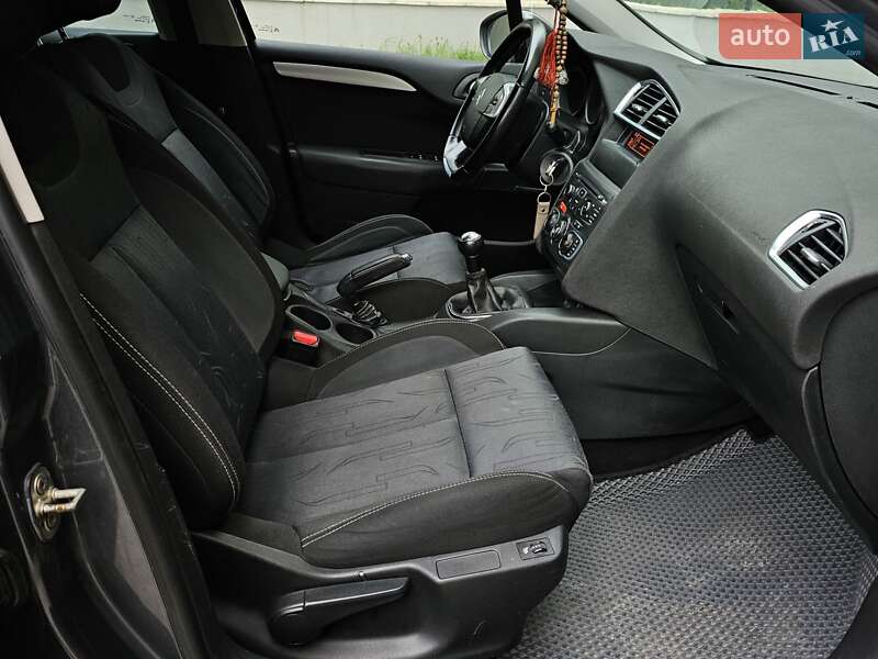 Хетчбек Citroen C4 2013 в Тернополі