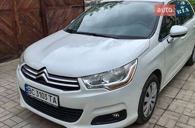 Хэтчбек Citroen C4 2013 в 