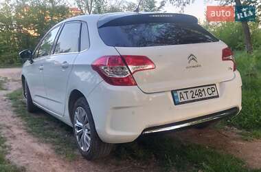 Хэтчбек Citroen C4 2012 в 