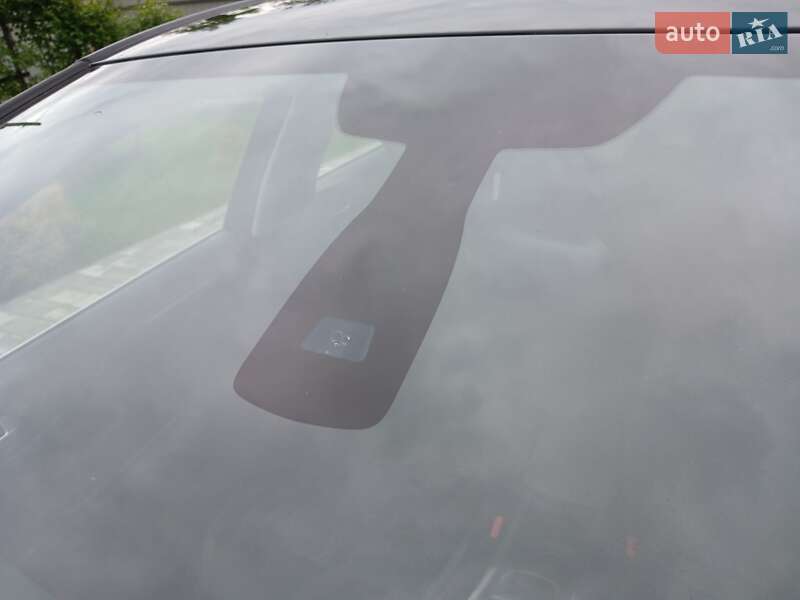 Хэтчбек Citroen C4 2013 в Кицмани