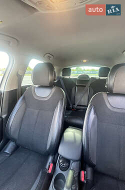 Хетчбек Citroen C4 2012 в 