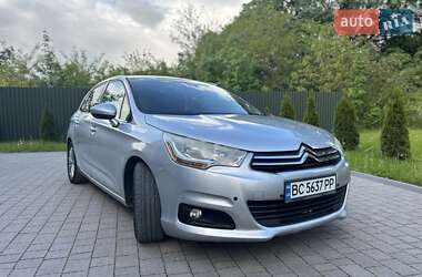 Хэтчбек Citroen C4 2011 в 