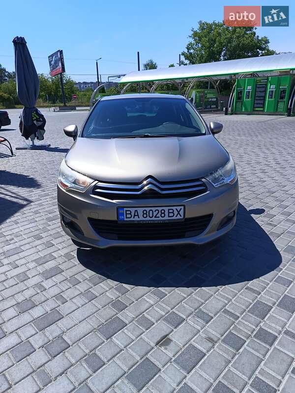 Седан Citroen C4 2012 в Кропивницькому