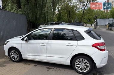 Хетчбек Citroen C4 2014 в 
