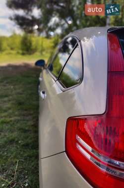 Хэтчбек Citroen C4 2005 в 
