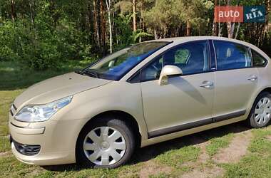 Хэтчбек Citroen C4 2005 в 