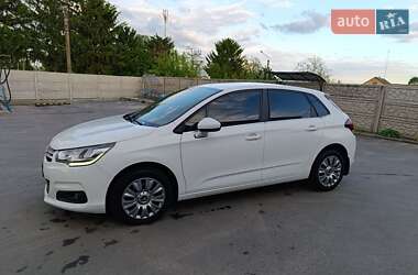 Хетчбек Citroen C4 2016 в 