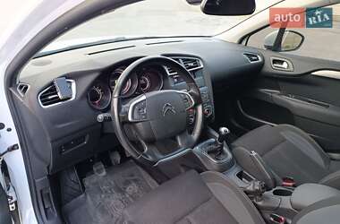 Хетчбек Citroen C4 2016 в 