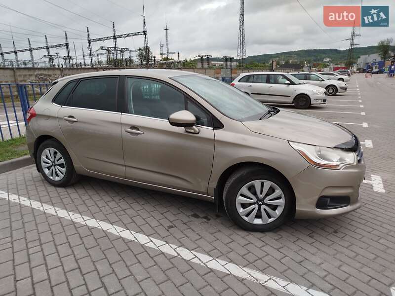 Хэтчбек Citroen C4 2011 в Львове