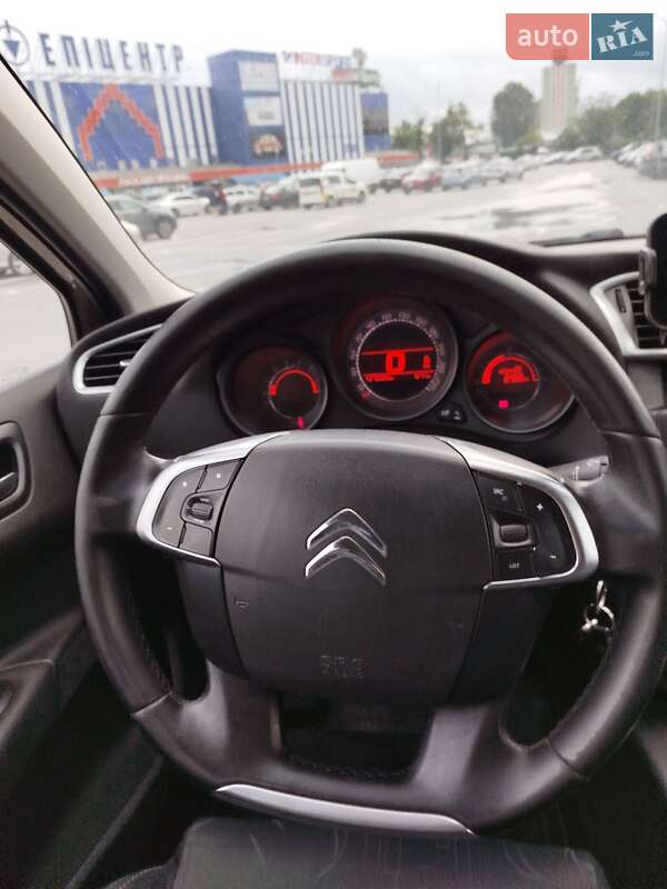 Хэтчбек Citroen C4 2011 в Львове