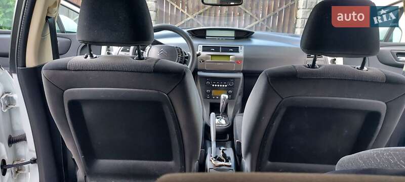 Хэтчбек Citroen C4 2010 в Ровно