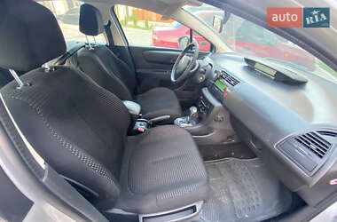 Хэтчбек Citroen C4 2009 в 