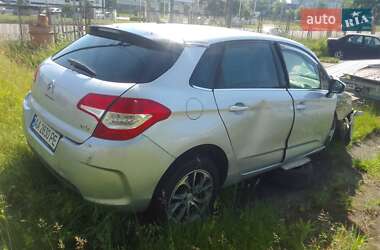 Хэтчбек Citroen C4 2011 в 