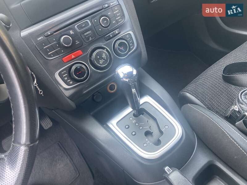 Хэтчбек Citroen C4 2011 в Киеве