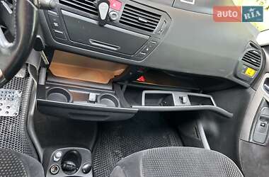 Хэтчбек Citroen C4 2007 в 