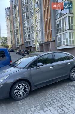 Хэтчбек Citroen C4 2008 в 