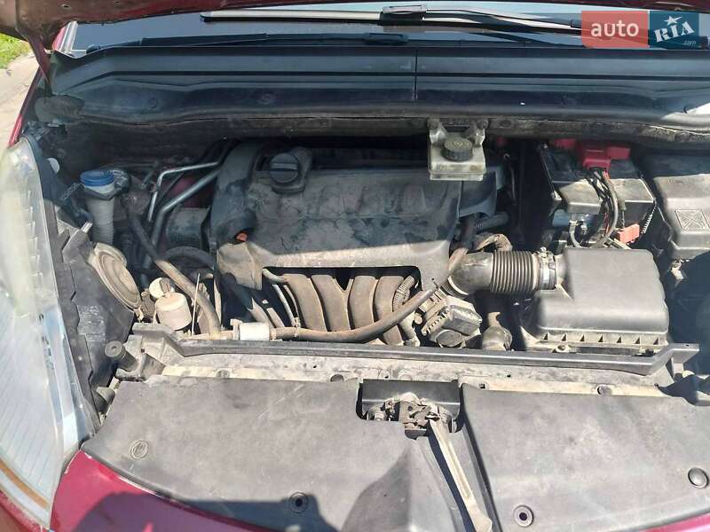 Хэтчбек Citroen C4 2008 в Кременчуге фото 12 Хэтчбек Citroen C4 2008 в Кременчуге