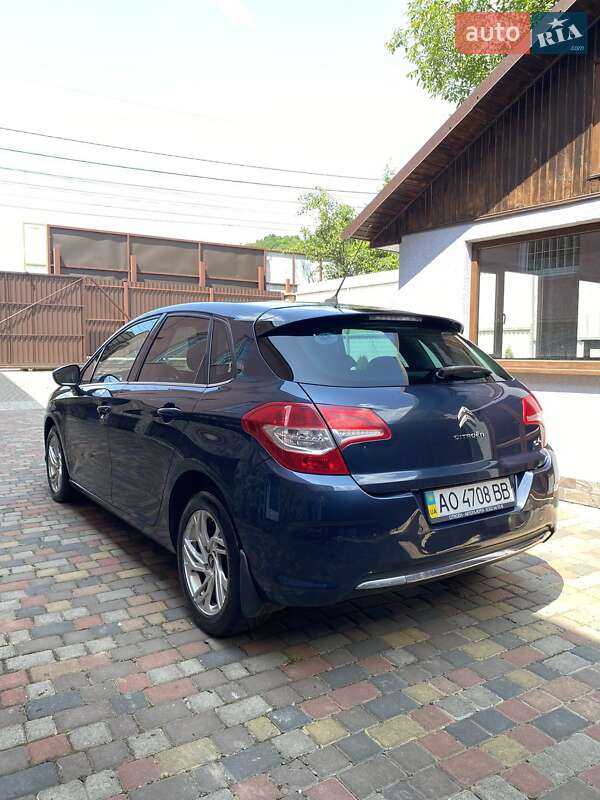 Хетчбек Citroen C4 2012 в Поляні