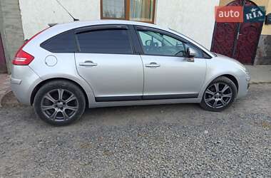 Хэтчбек Citroen C4 2010 в 