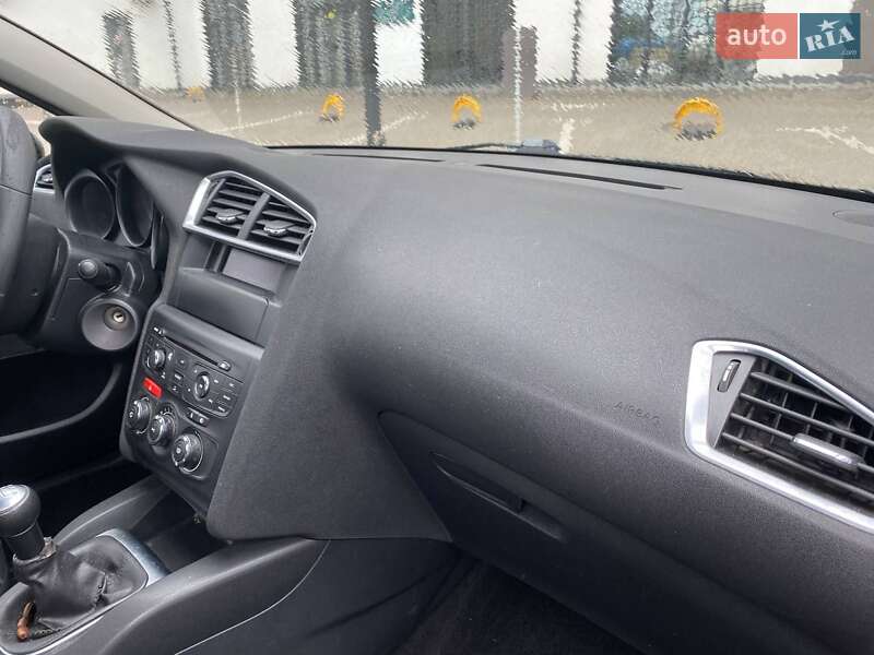 Хэтчбек Citroen C4 2012 в Софиевской Борщаговке