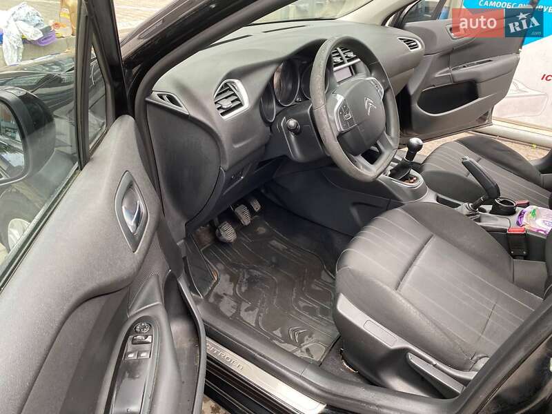 Хэтчбек Citroen C4 2012 в Софиевской Борщаговке
