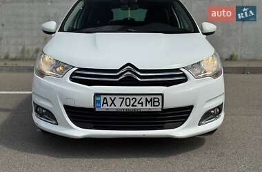 Хэтчбек Citroen C4 2013 в 