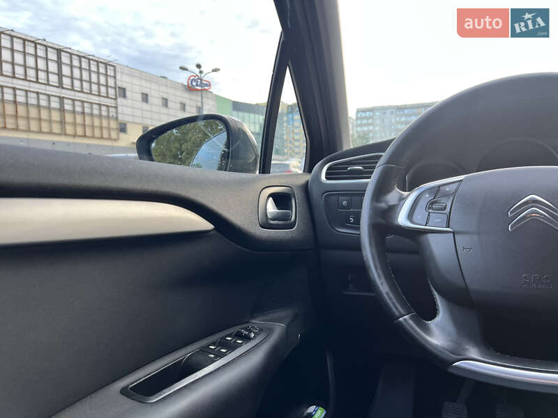 Хэтчбек Citroen C4 2012 в Сумах