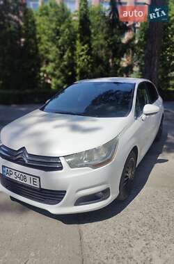 Хэтчбек Citroen C4 2012 в Нетешине