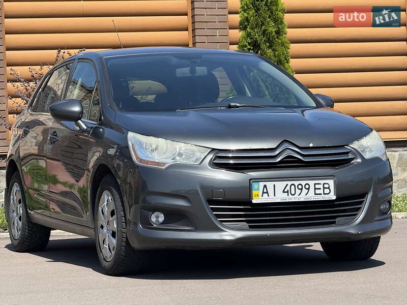 Хэтчбек Citroen C4 2012 в Киеве
